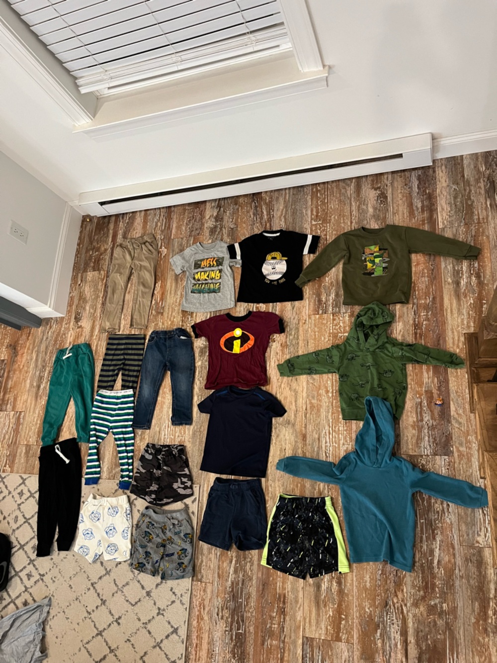 Lot of 18 Toddler Boy Clothes Size 3t
